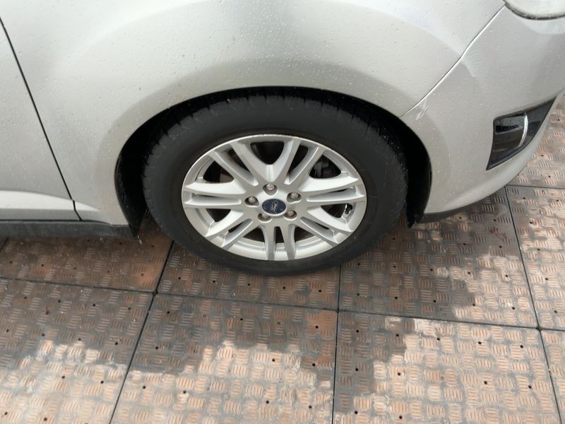Ford C-Max 1.0 EcoBoost Titanium 2013 – снимка 11