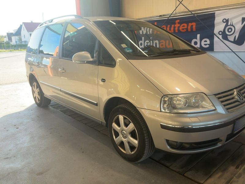 Volkswagen Sharan 2.8 V6 Business 4Motion 2010 – снимка 12