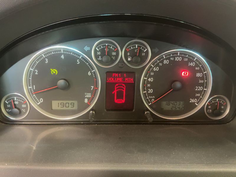 Volkswagen Sharan 2.8 V6 Business 4Motion 2010 – снимка 19