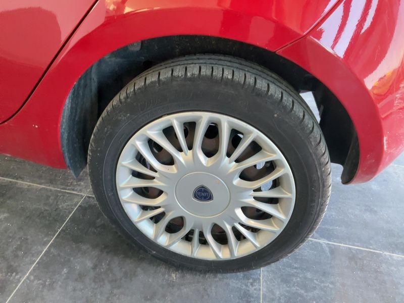 Lancia Ypsilon 1.2 GPL Silver 2016 – снимка 5
