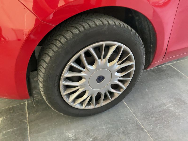 Lancia Ypsilon 1.2 GPL Silver 2016 – снимка 3