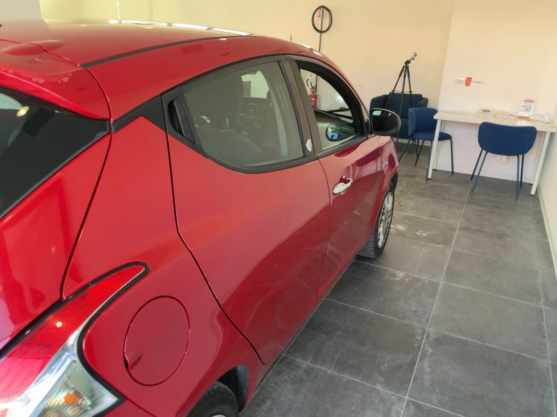 Lancia Ypsilon 1.2 GPL Silver 2016 – снимка 10