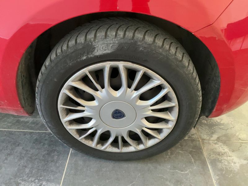 Lancia Ypsilon 1.2 GPL Silver 2016 – снимка 11