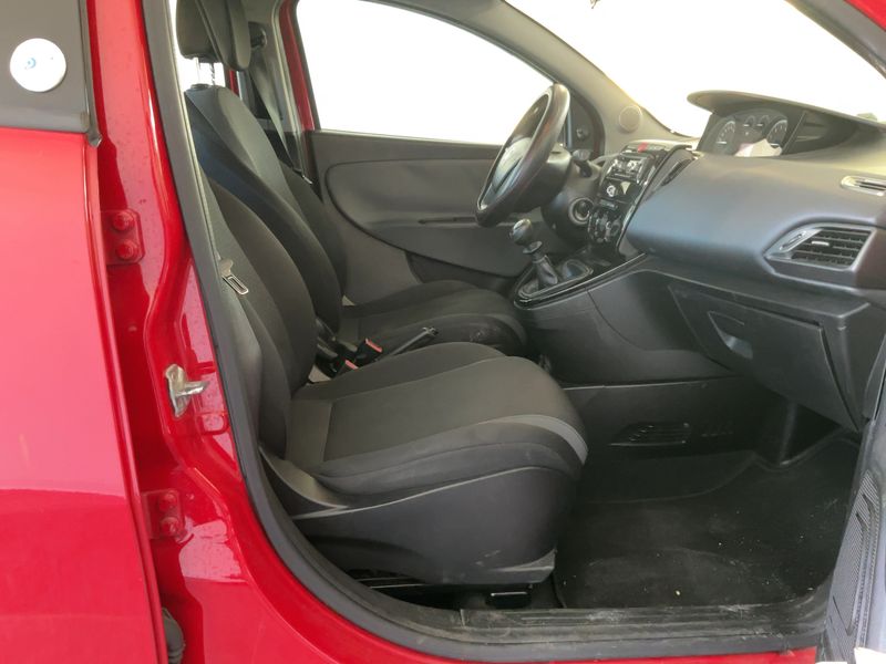 Lancia Ypsilon 1.2 GPL Silver 2016 – снимка 16