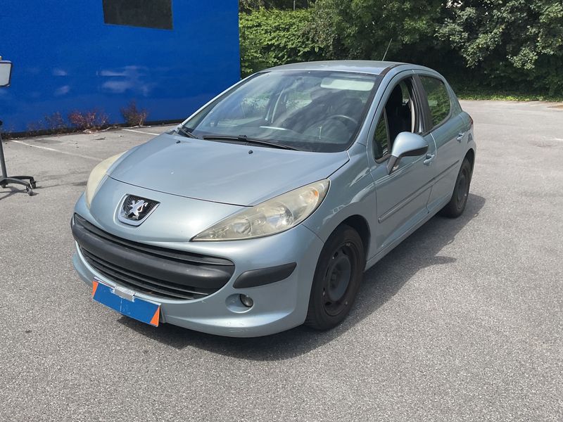 Peugeot 207 1.4 Tendance 2011 – снимка 1