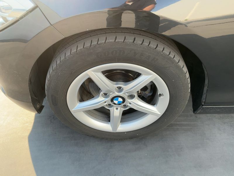 BMW 1er 116d Advantage 2019 – снимка 3