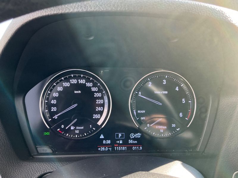 BMW 1er 116d Advantage 2019 – снимка 18