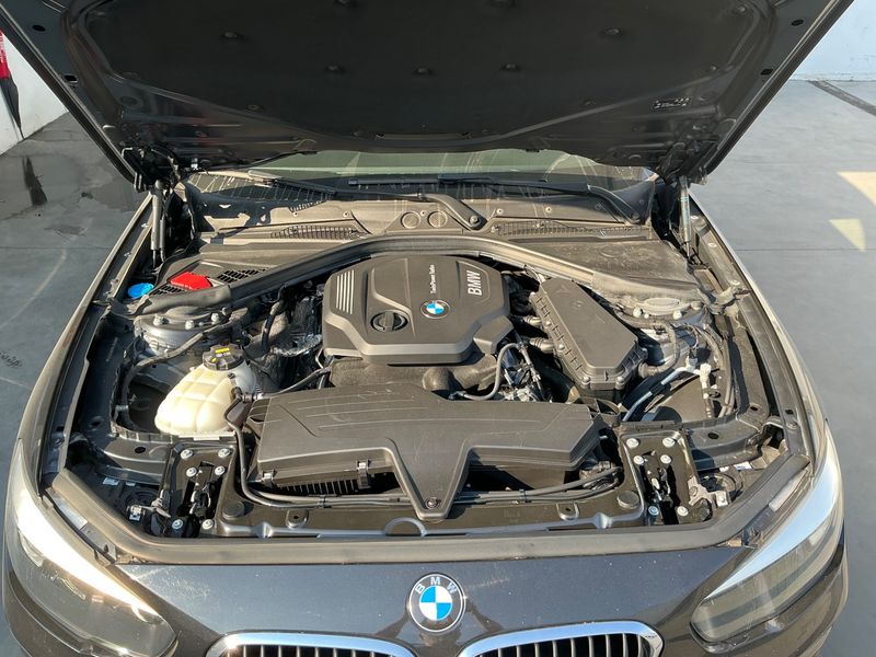 BMW 1er 116d Advantage 2019 – снимка 35