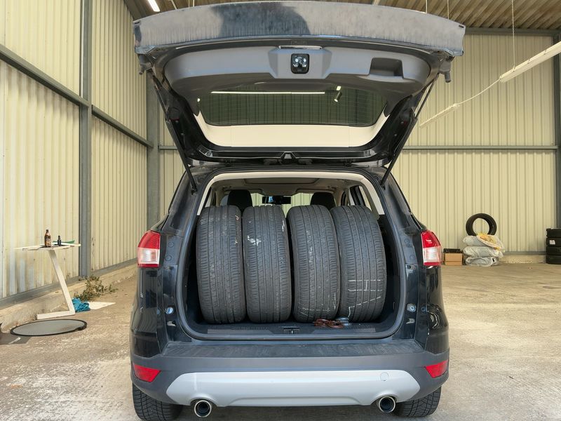 Ford Kuga 1.6 EcoBoost Titanium 2013 – снимка 16