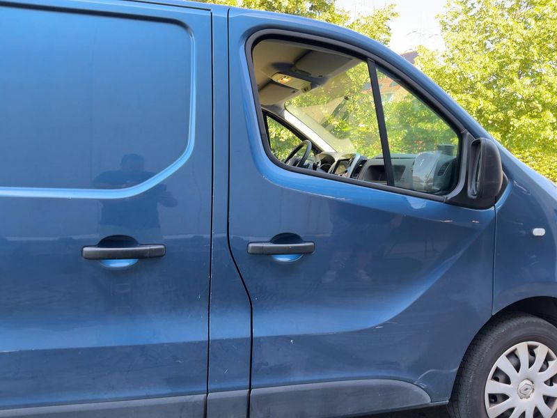 Renault Trafic 1.6 dCi Grand Confort L2H1 1200 2018 – снимка 10