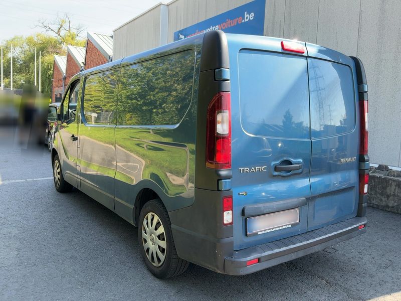 Renault Trafic 1.6 dCi Grand Confort L2H1 1200 2018 – снимка 6