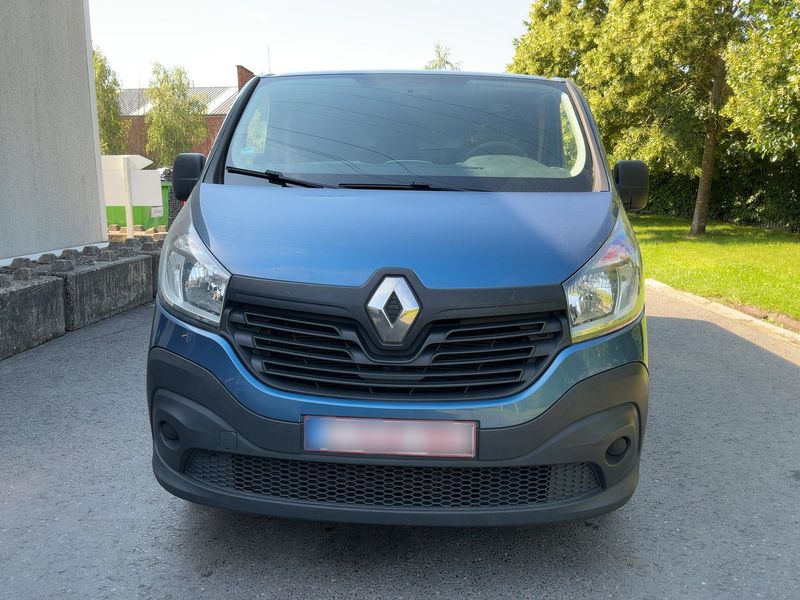 Renault Trafic 1.6 dCi Grand Confort L2H1 1200 2018 – снимка 14