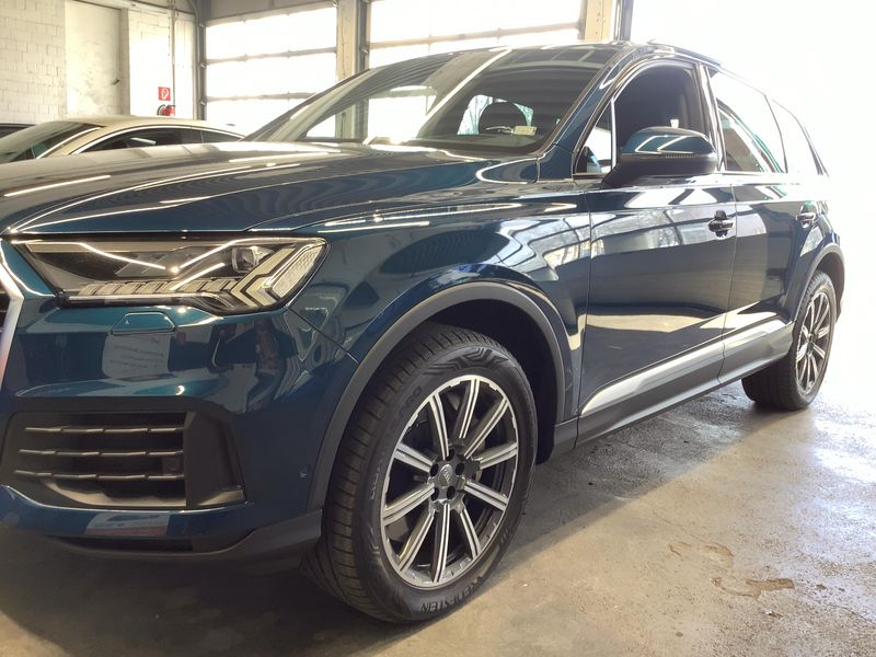 Audi Q7 55 TFSIe quattro 2020 – снимка 2