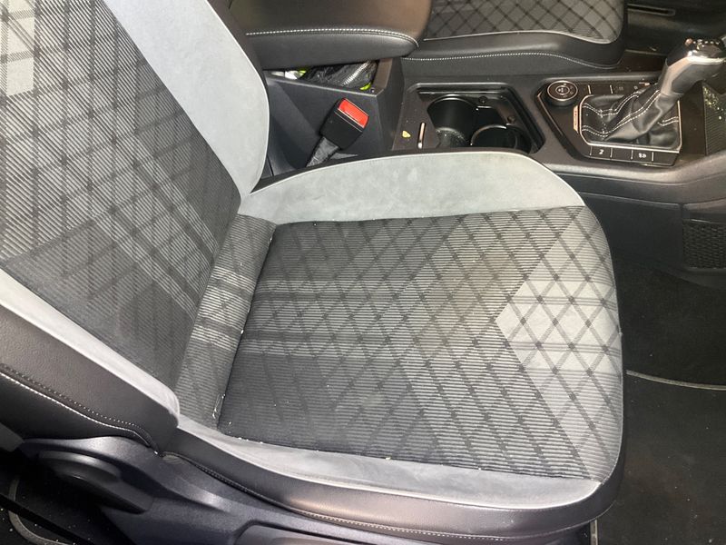 Volkswagen Tiguan 2.0 TDI R-Line 4Motion 2021 – снимка 26