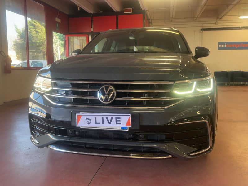 Volkswagen Tiguan 2.0 TDI R-Line 4Motion 2021 – снимка 14