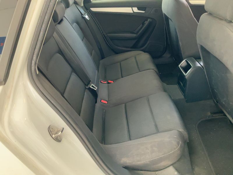 Audi A4 2.0 TDI Advanced 2014 – снимка 14