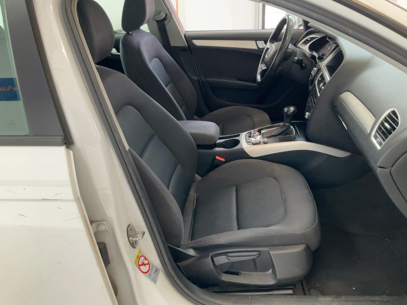 Audi A4 2.0 TDI Advanced 2014 – снимка 11