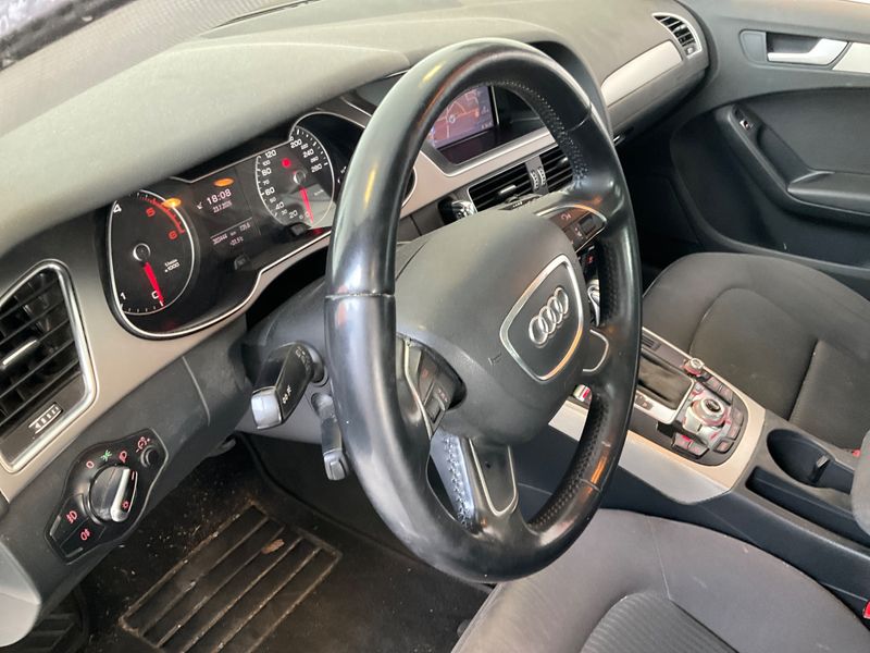 Audi A4 2.0 TDI Advanced 2014 – снимка на щета