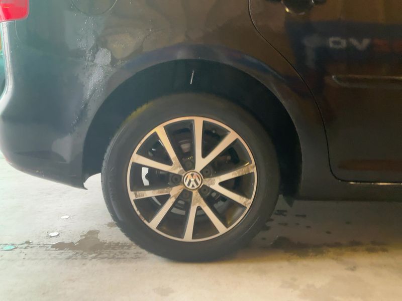 Volkswagen Touran 1.6 TDI Comfortline BlueMotion Tech 2013 – снимка 9