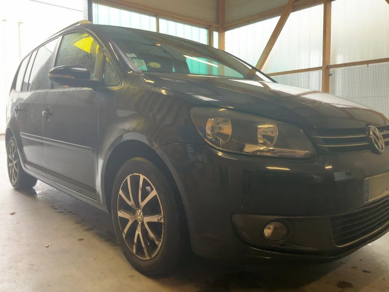 Volkswagen Touran 1.6 TDI Comfortline BlueMotion Tech 2013 – снимка 12