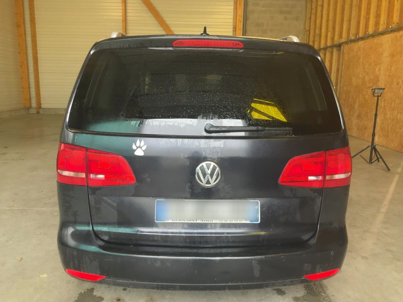 Volkswagen Touran 1.6 TDI Comfortline BlueMotion Tech 2013 – снимка 7
