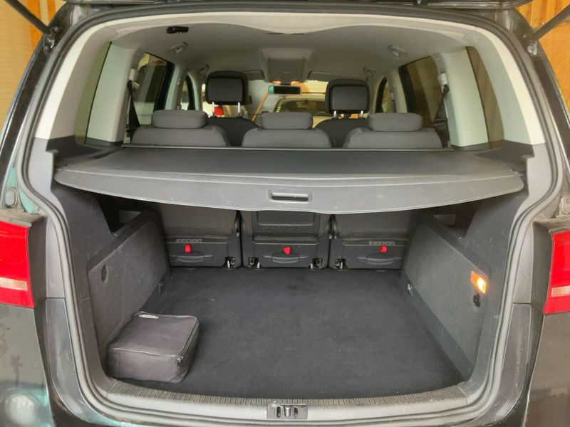 Volkswagen Touran 1.6 TDI Comfortline BlueMotion Tech 2013 – снимка 15