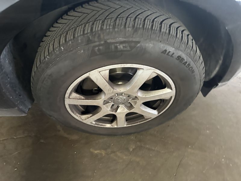 Audi Q5 2.0 TDI quattro 2011 – снимка 22