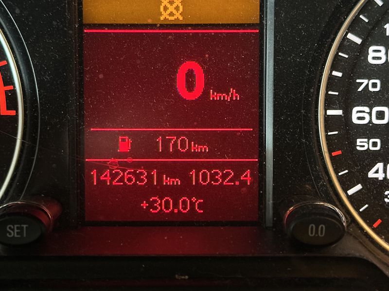 Audi Q5 2.0 TDI quattro 2011 – снимка 12