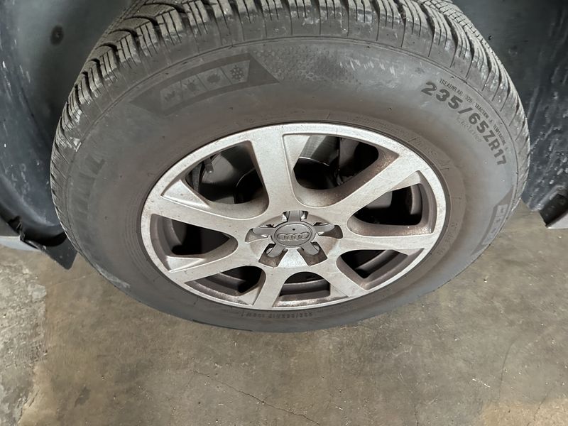 Audi Q5 2.0 TDI quattro 2011 – снимка 20