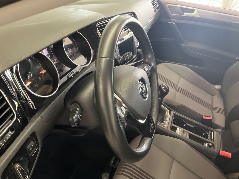 Volkswagen Golf VII 1.6 TDI Allstar BlueMotion Tech 2016 – снимка 26