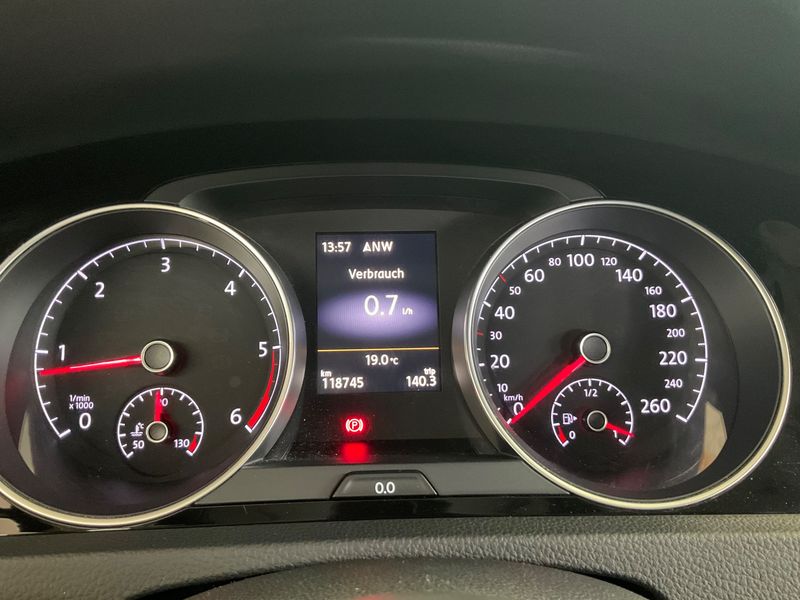 Volkswagen Golf VII 1.6 TDI Allstar BlueMotion Tech 2016 – снимка 19