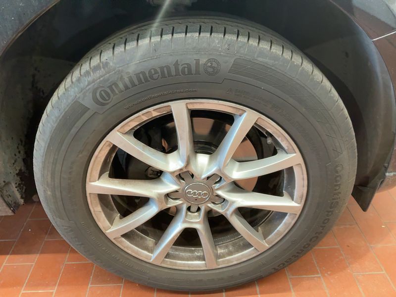 Audi Q5 2.0 TFSI quattro 2009 – снимка 11