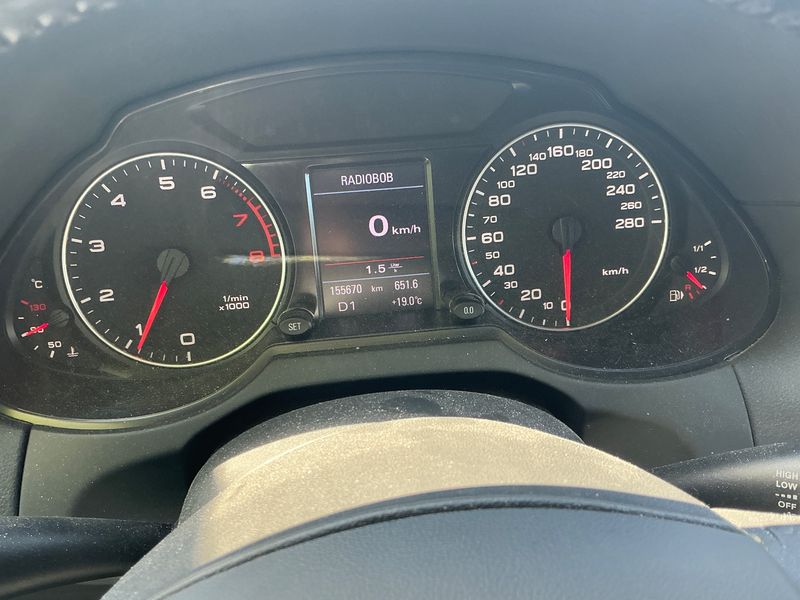 Audi Q5 2.0 TFSI quattro 2009 – снимка 19