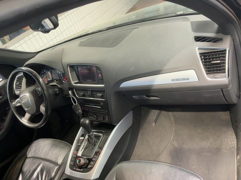 Audi Q5 2.0 TFSI quattro 2009 – снимка 18