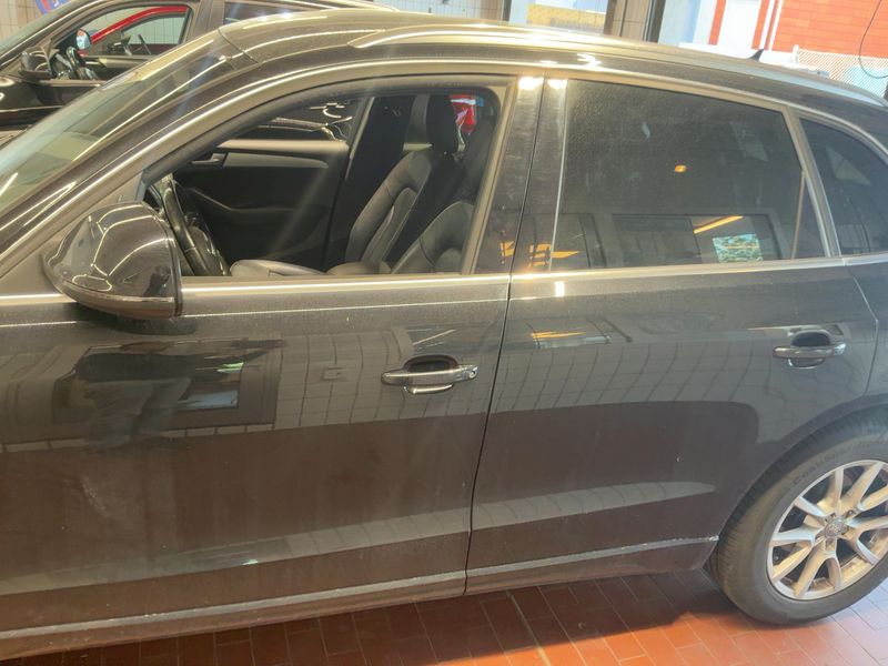 Audi Q5 2.0 TFSI quattro 2009 – снимка 4