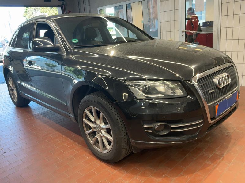 Audi Q5 2.0 TFSI quattro 2009 – снимка 12