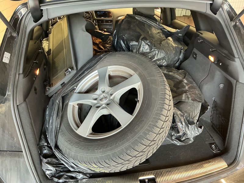 Audi Q5 2.0 TFSI quattro 2009 – снимка 15