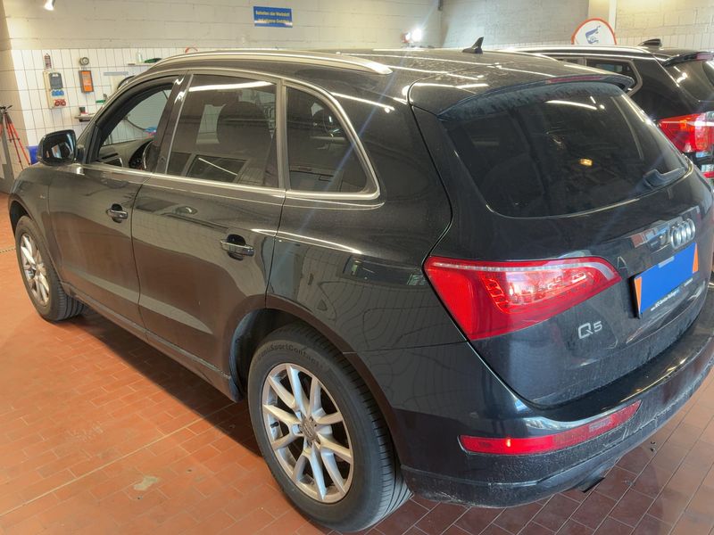 Audi Q5 2.0 TFSI quattro 2009 – снимка 6
