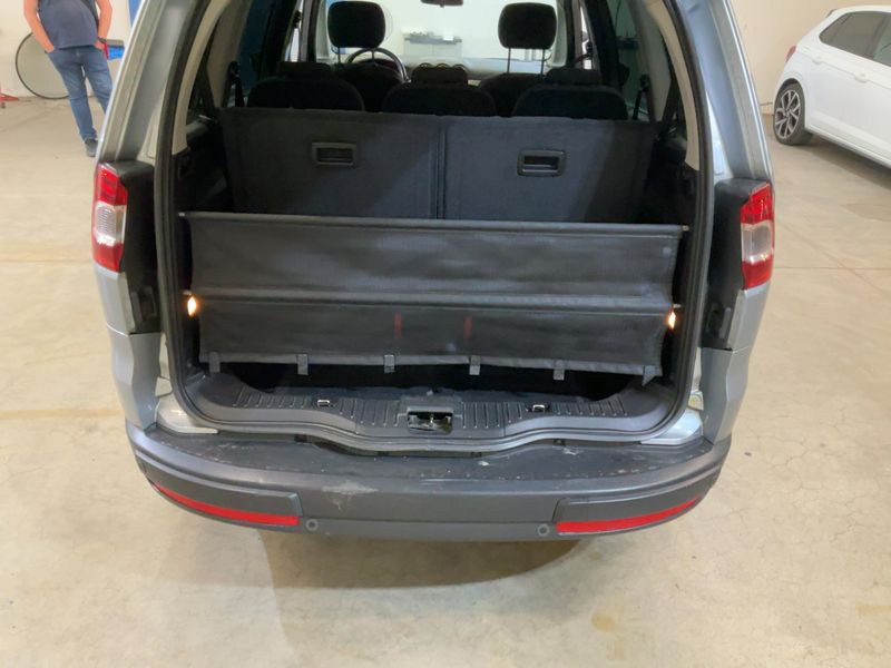 Ford Galaxy 2.0 TDCi Champions Edition 2012 – снимка 15