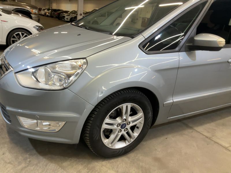 Ford Galaxy 2.0 TDCi Champions Edition 2012 – снимка 2