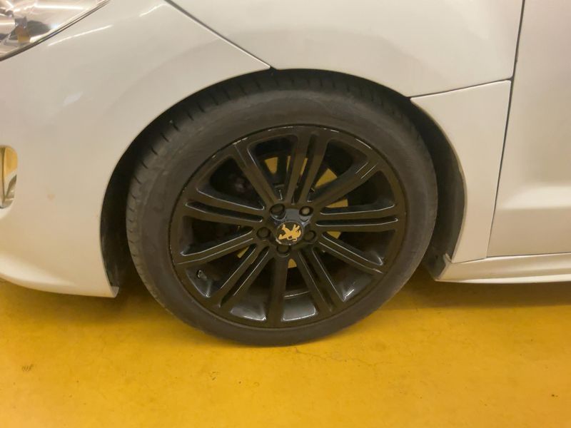 Peugeot RCZ 2.0 HDi Basis 2012 – снимка 3