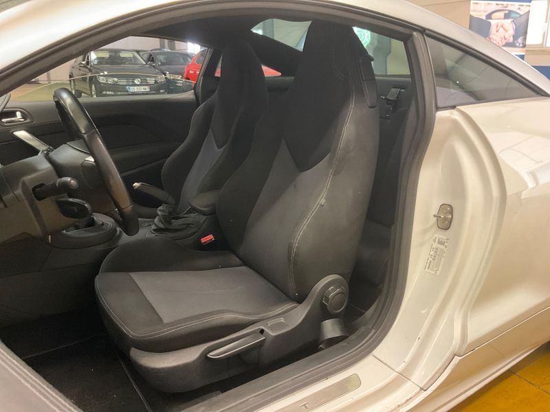 Peugeot RCZ 2.0 HDi Basis 2012 – снимка 22