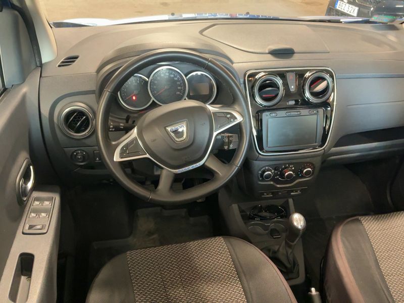 Dacia Lodgy 1.6 SCe Techroad 2019 – снимка 18