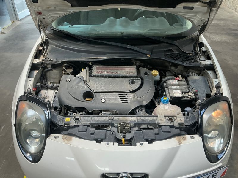 Alfa Romeo MiTo 1.3 JTDM Progression 2014 – снимка на щета