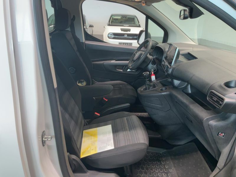 Opel Combo Life 1.5 CDTI Edition 2022 – снимка 11