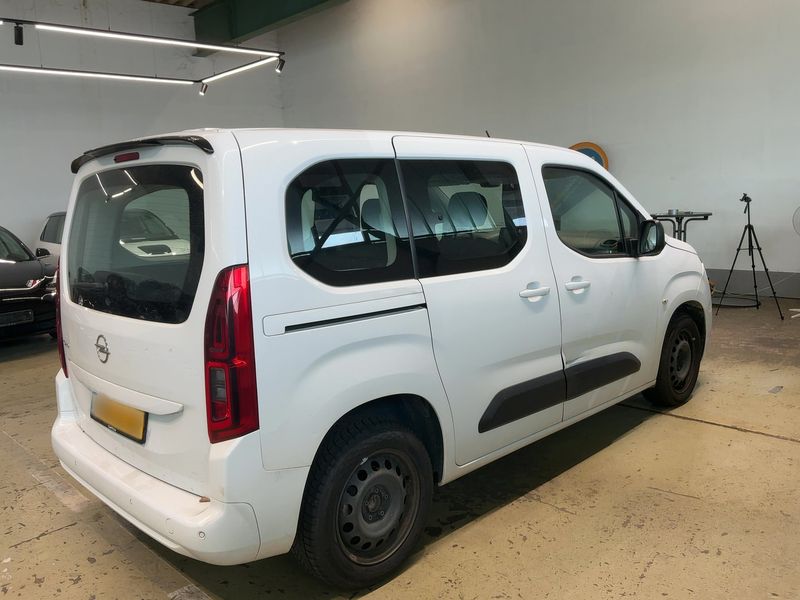 Opel Combo Life 1.5 CDTI Edition 2022 – снимка на щета