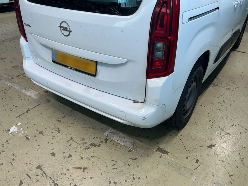 Opel Combo Life 1.5 CDTI Edition 2022 – снимка на щета