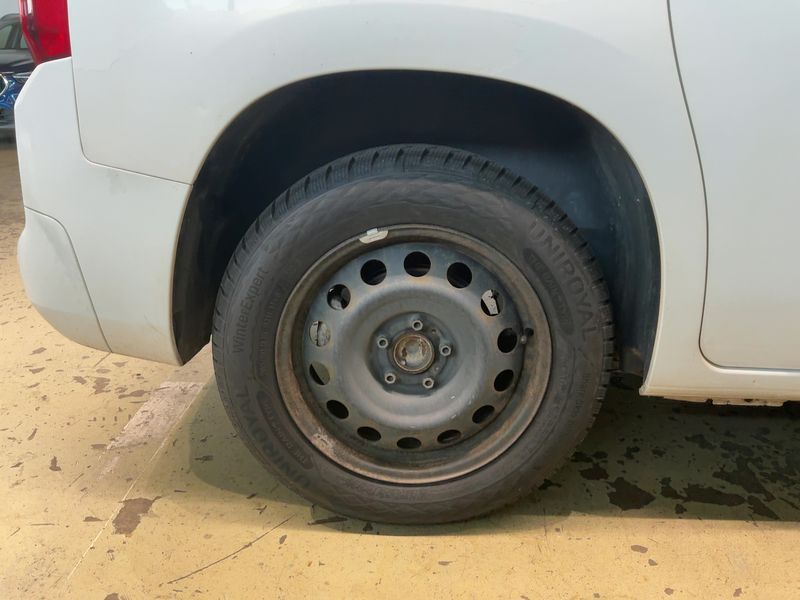 Opel Combo Life 1.5 CDTI Edition 2022 – снимка 19