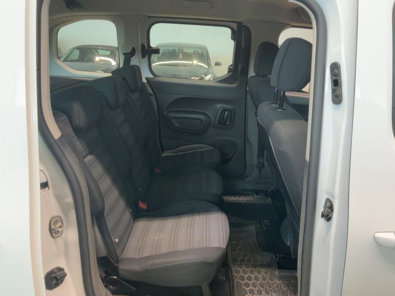 Opel Combo Life 1.5 CDTI Edition 2022 – снимка 14
