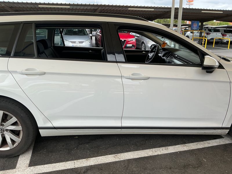 Volkswagen Passat 2.0 TDI 2021 – снимка 10